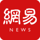 篮球场边的毛巾和水瓶，也记录一段比赛节奏